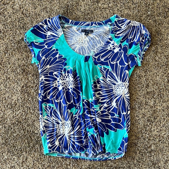 American Eagle Outfitters Tops - AMERICAN EAGLE flowy top size S